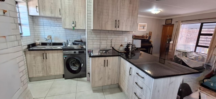 2 Bedroom Property for Sale in Dana Bay Western Cape